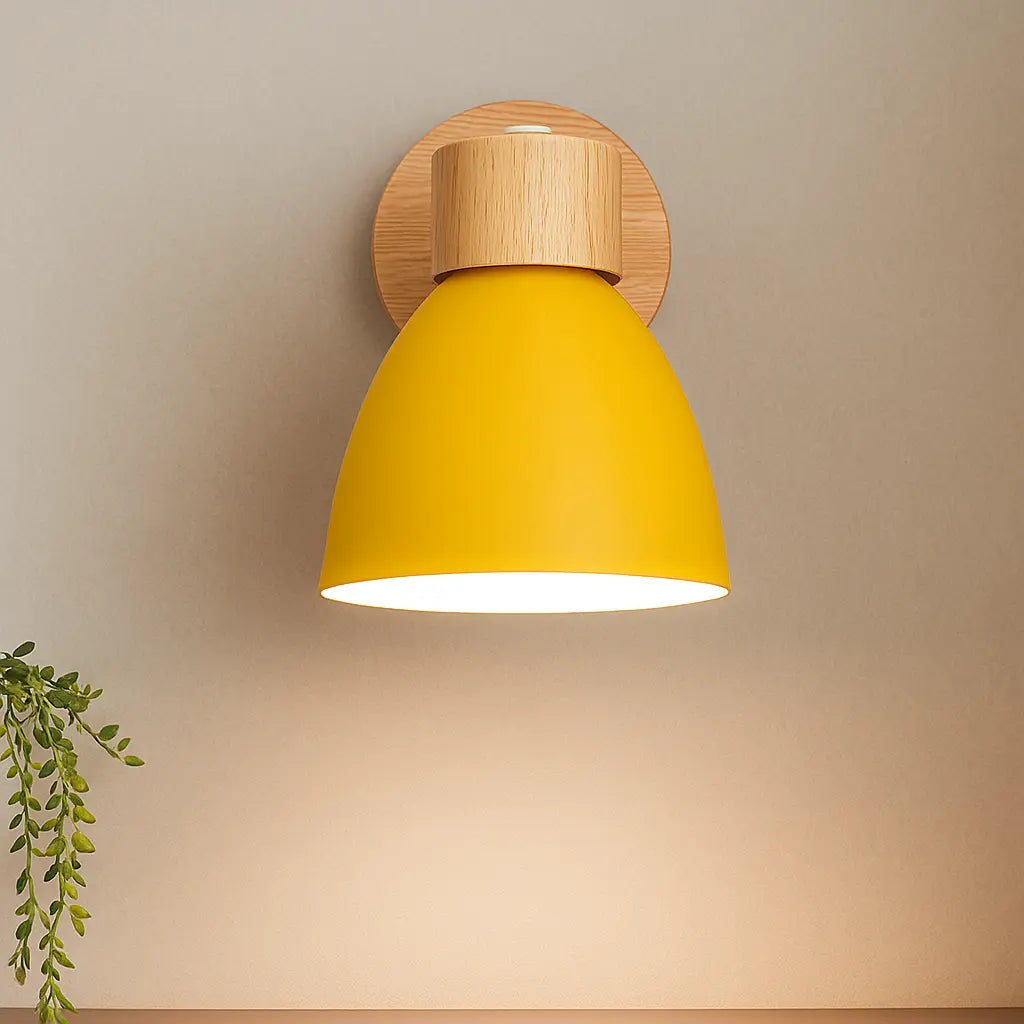 Moderne Wandleuchte aus Holz und Metall im nordischen Design – Ansicht 9