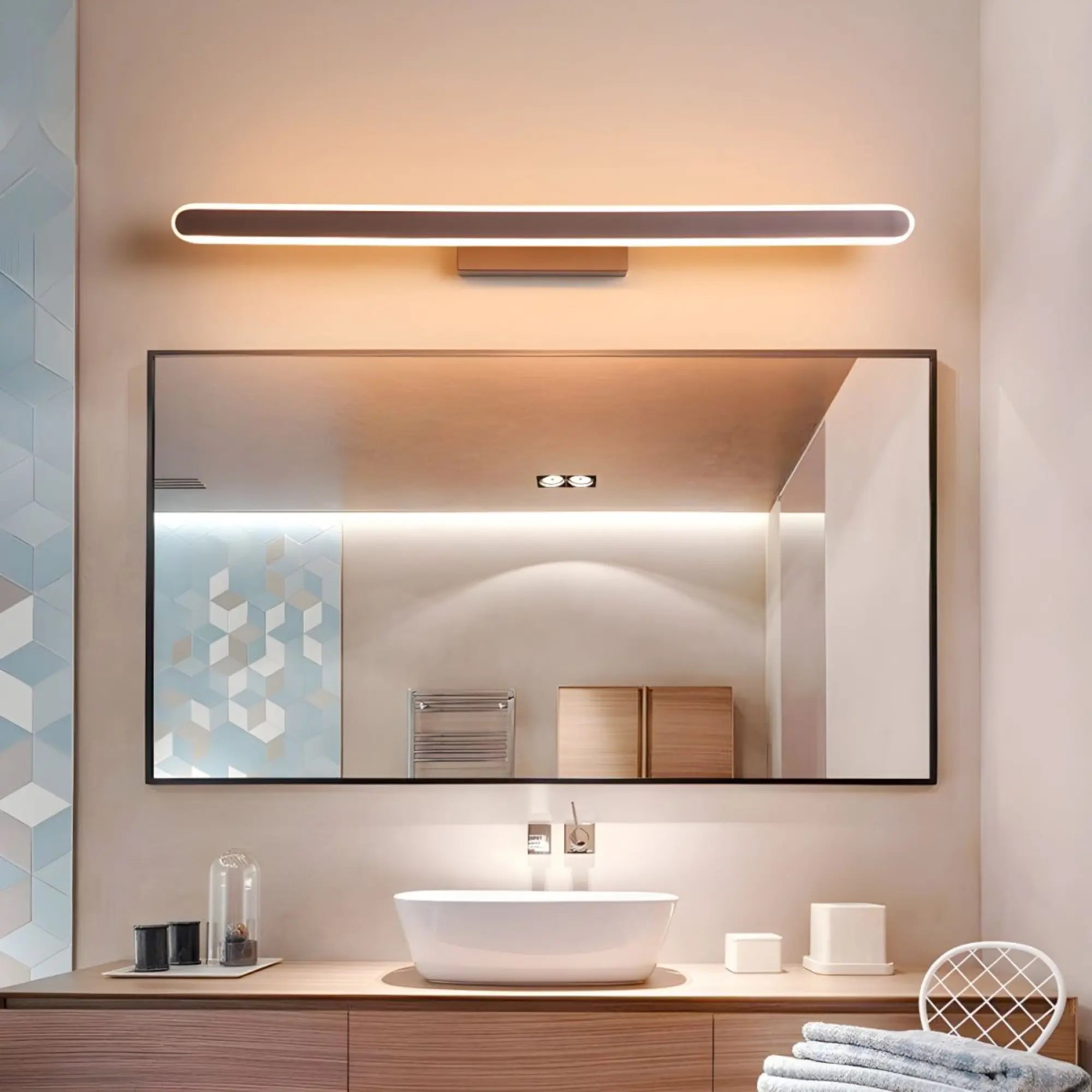 Braune Bad Wandleuchte LED für modernes Spiegeldesign – Ansicht 2